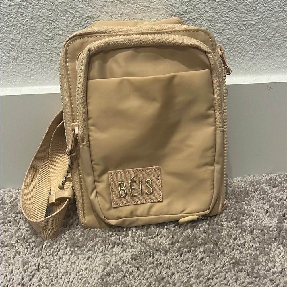 BÉIS - The Sports Sling Bag - beige